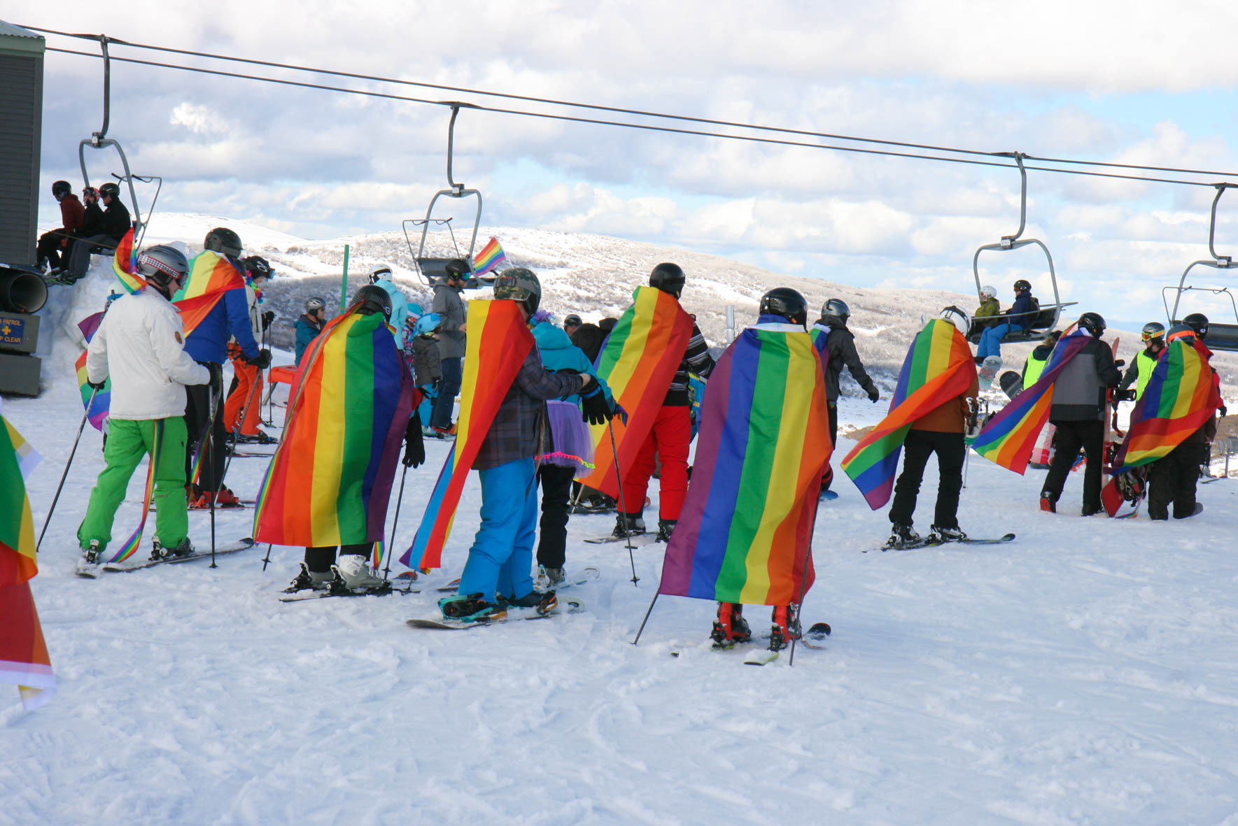 Gay Ski Week Australia - GUIDETOGAY.COM